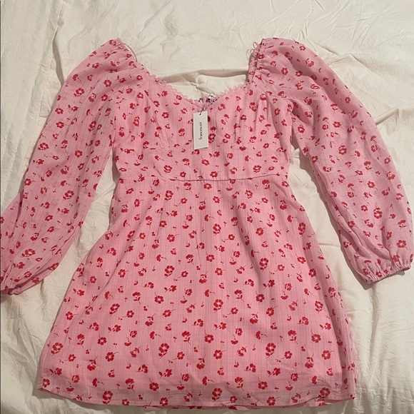 Francesca's Pink Red Floral Mini Puff Sleeve Feminine Romantic Summer Dress - Picture 3 of 9